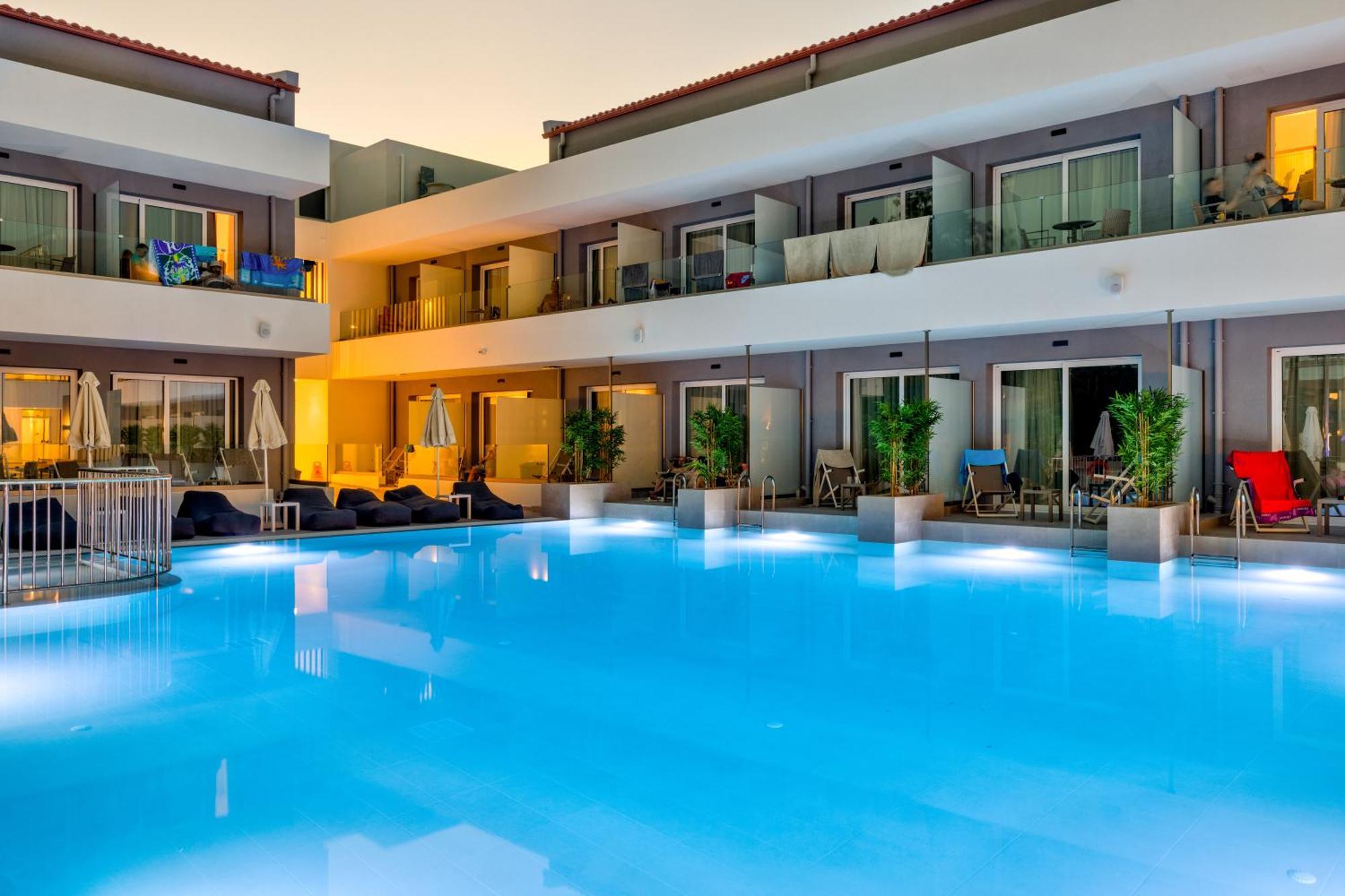 White Olive Premium Laganas Hotell Eksteriør bilde