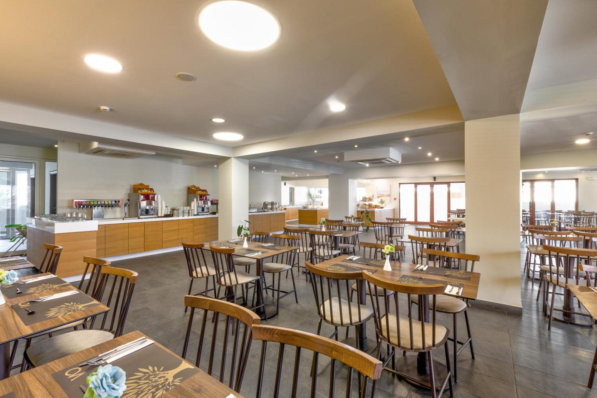 White Olive Premium Laganas Hotell Eksteriør bilde